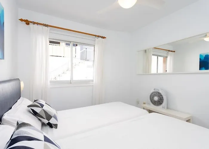 Pn 12 Apartamento Puerto de Santiago (Tenerife)